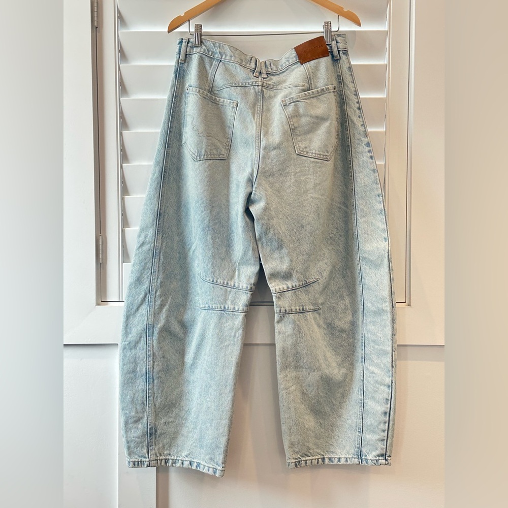 We The Free Good Luck Mid-Rise Barrel Jeans Size 29 Regular Aegean Light Blue - Picture 5 of 7